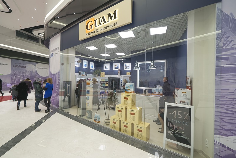 Відкриття магазину італійської косметики GUAM Natura & Benessere у Києві в ТРЦ Лавина Молл